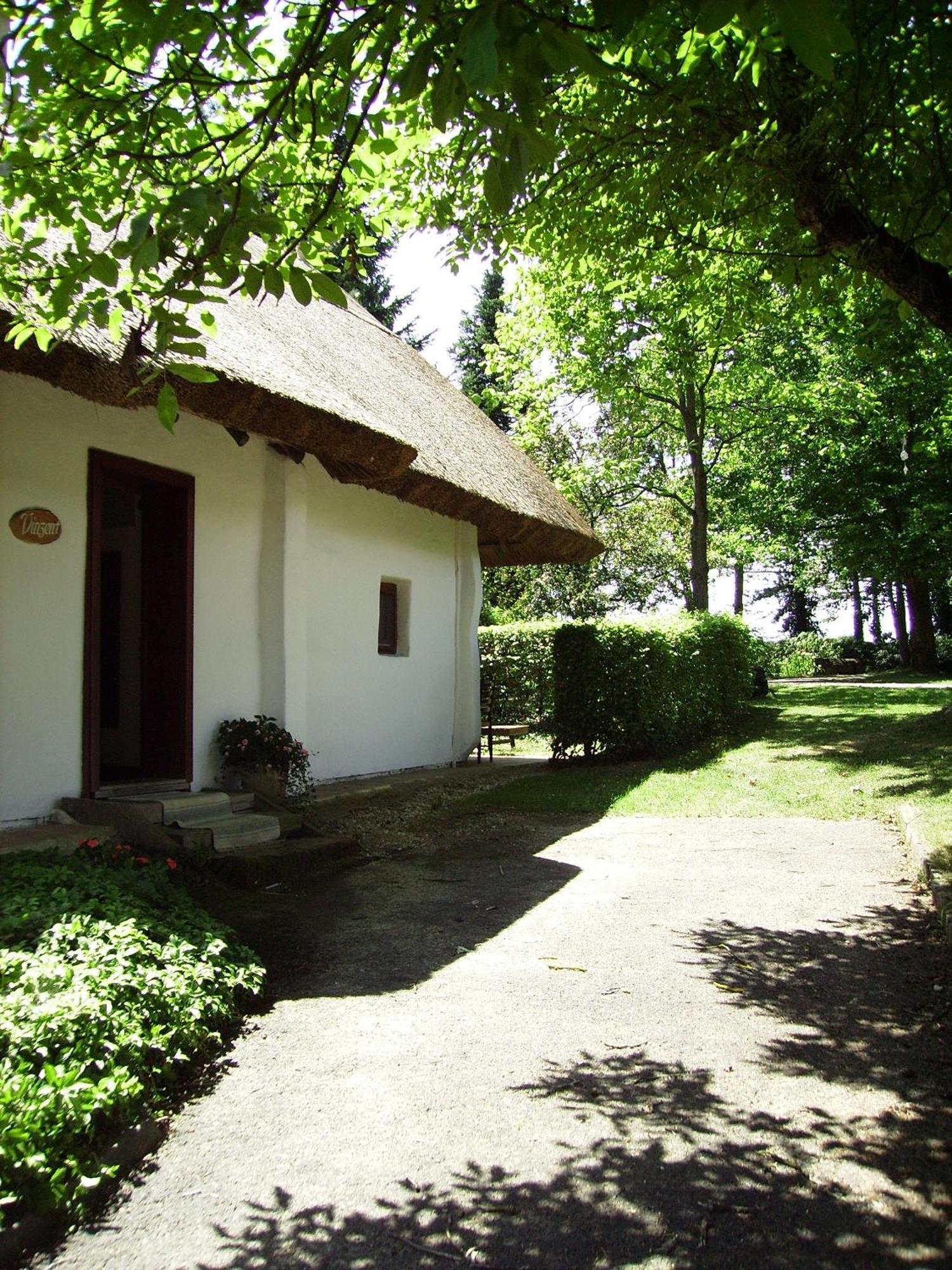 Hotel Gasthof Gerlinde Gibiser Heiligenkreuz im Lafnitztal Pokoj fotografie